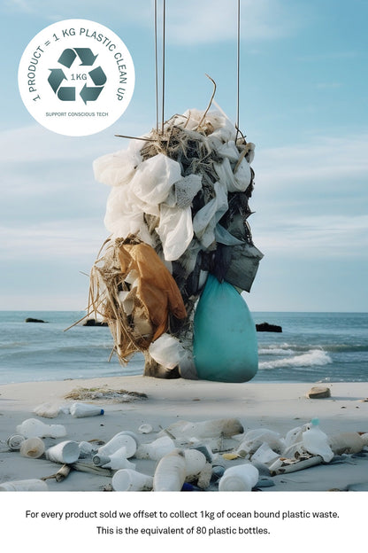 Bleu iPhone Lightning cable · 2 meter · Made of recycled fishing nets